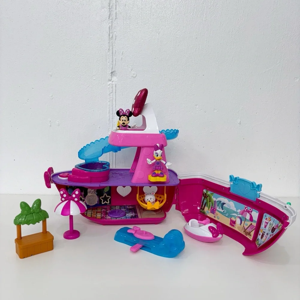 Disney Junior Minnie Mouse Bowdazzling Yacht Playset - Lights & Sound - Picture 2 of 12
